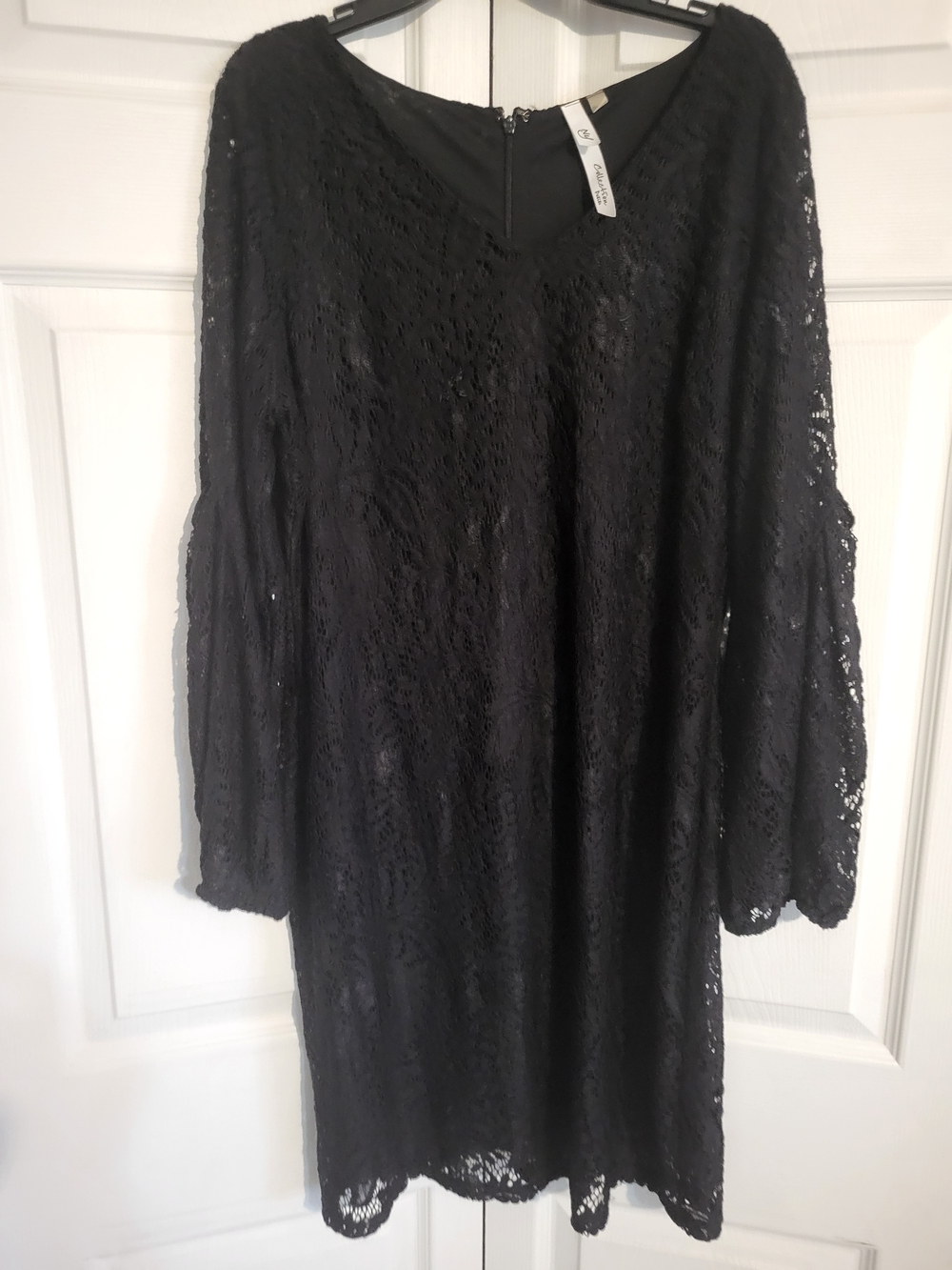 New York & Company Black Lace Long-Sleeve V-Neck Dress